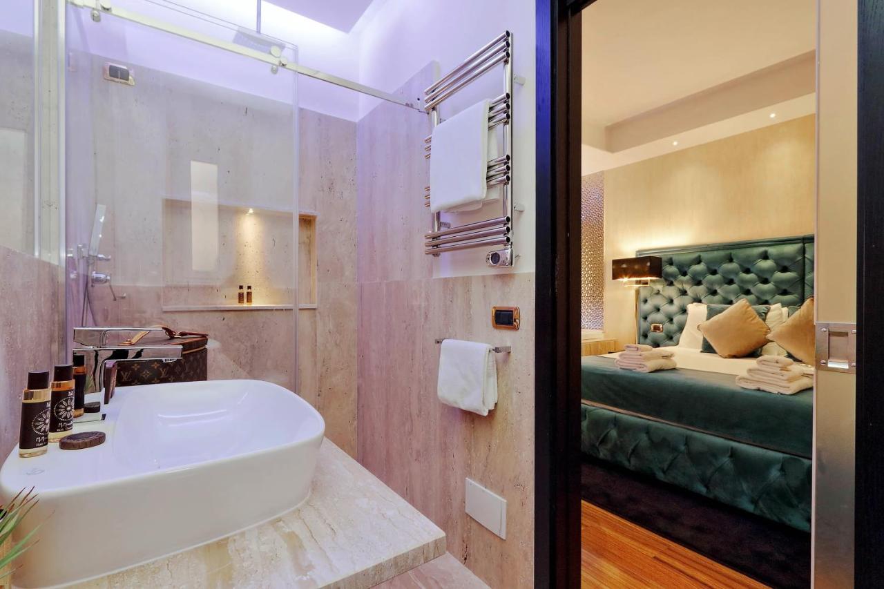 Spanish Hills Collection Luxury Suites & Jacuzzi روما المظهر الخارجي الصورة