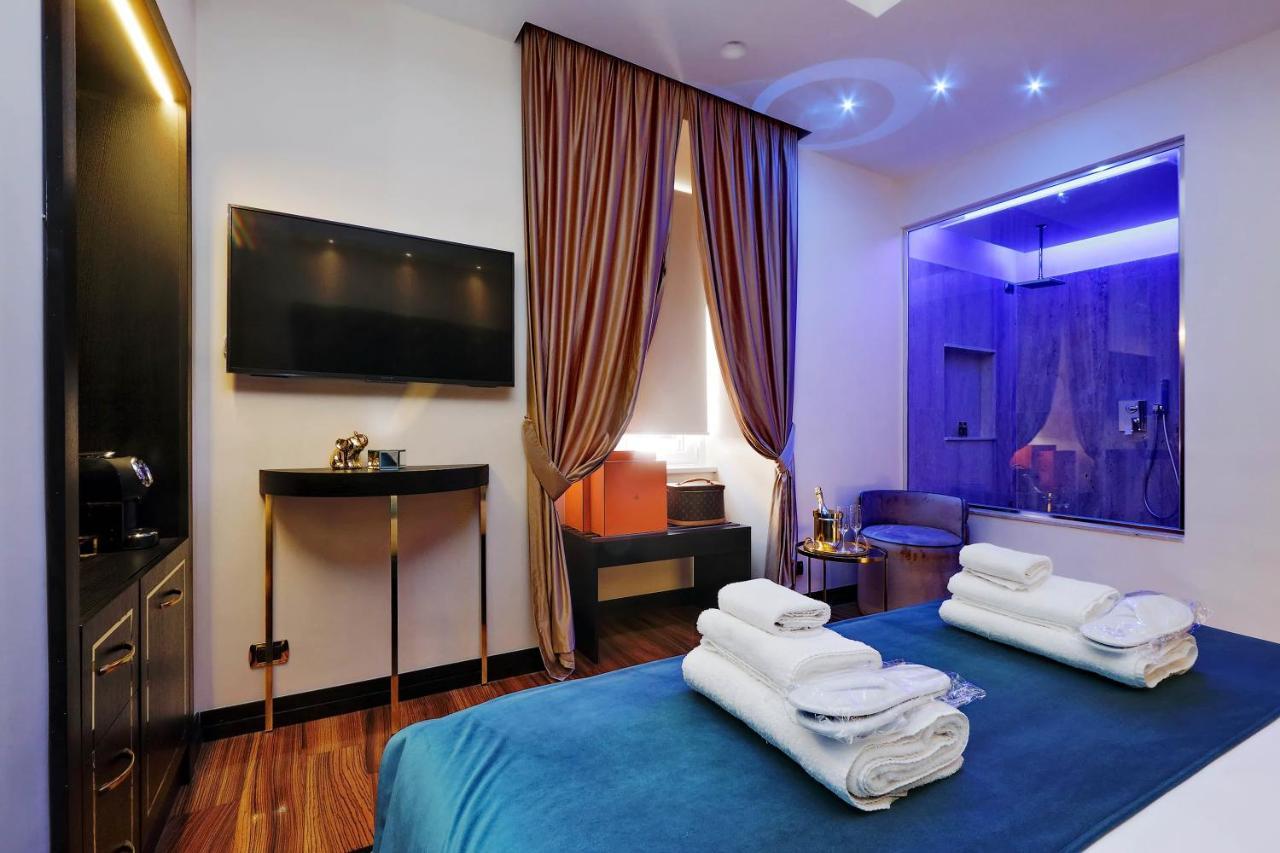 Spanish Hills Collection Luxury Suites & Jacuzzi روما المظهر الخارجي الصورة