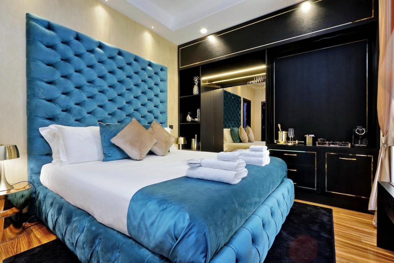 Spanish Hills Collection Luxury Suites & Jacuzzi روما المظهر الخارجي الصورة
