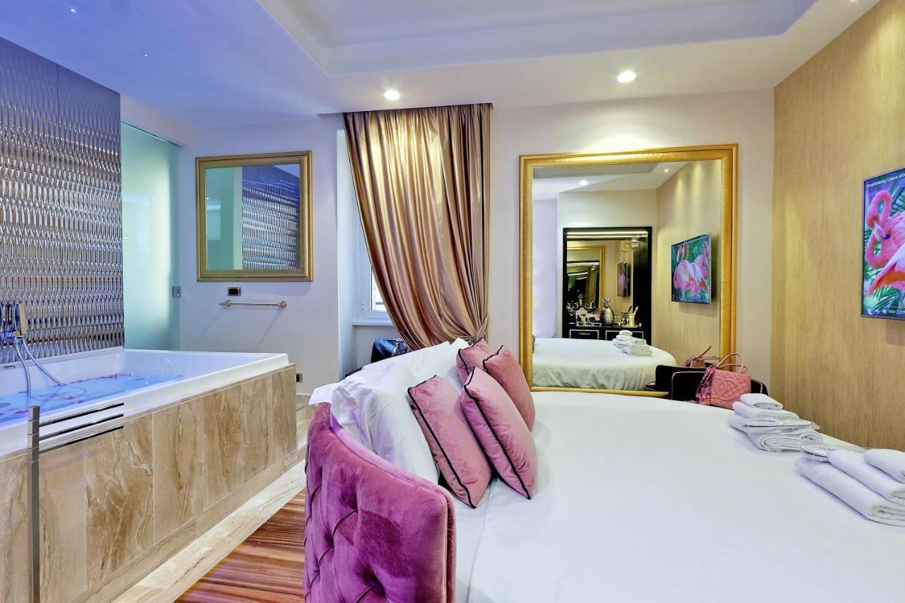 Spanish Hills Collection Luxury Suites & Jacuzzi روما المظهر الخارجي الصورة
