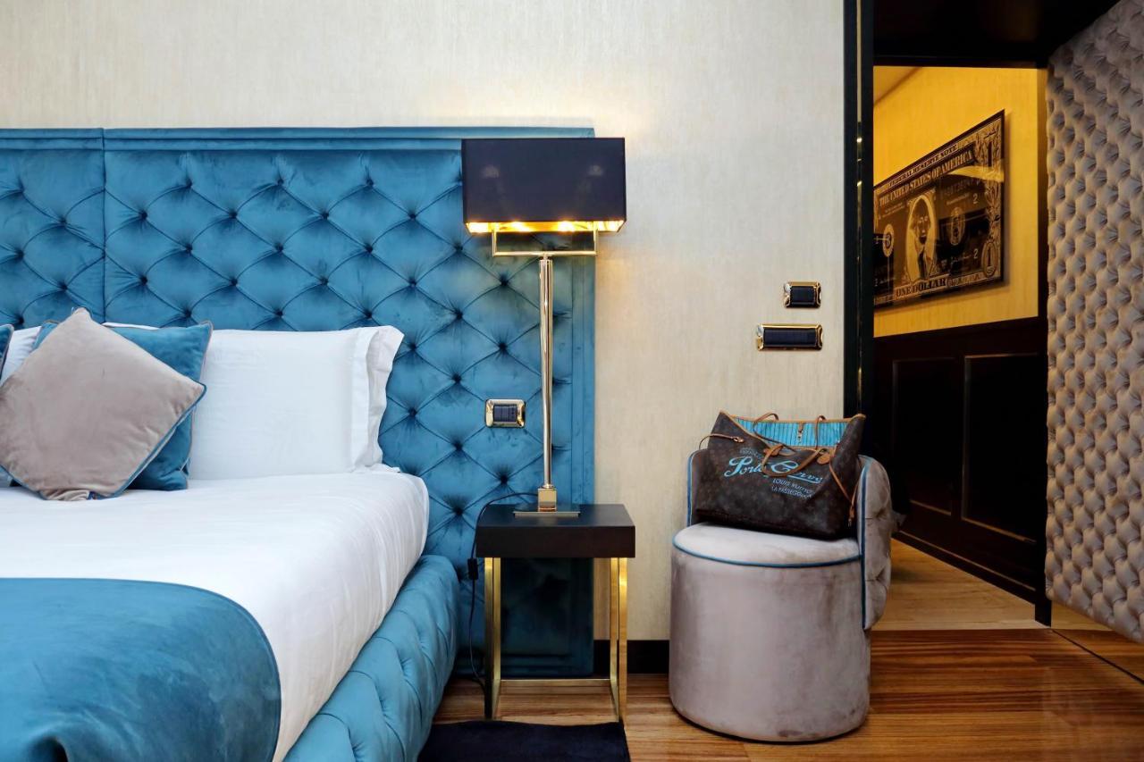 Spanish Hills Collection Luxury Suites & Jacuzzi روما المظهر الخارجي الصورة