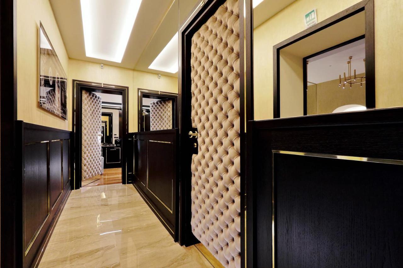 Spanish Hills Collection Luxury Suites & Jacuzzi روما المظهر الخارجي الصورة