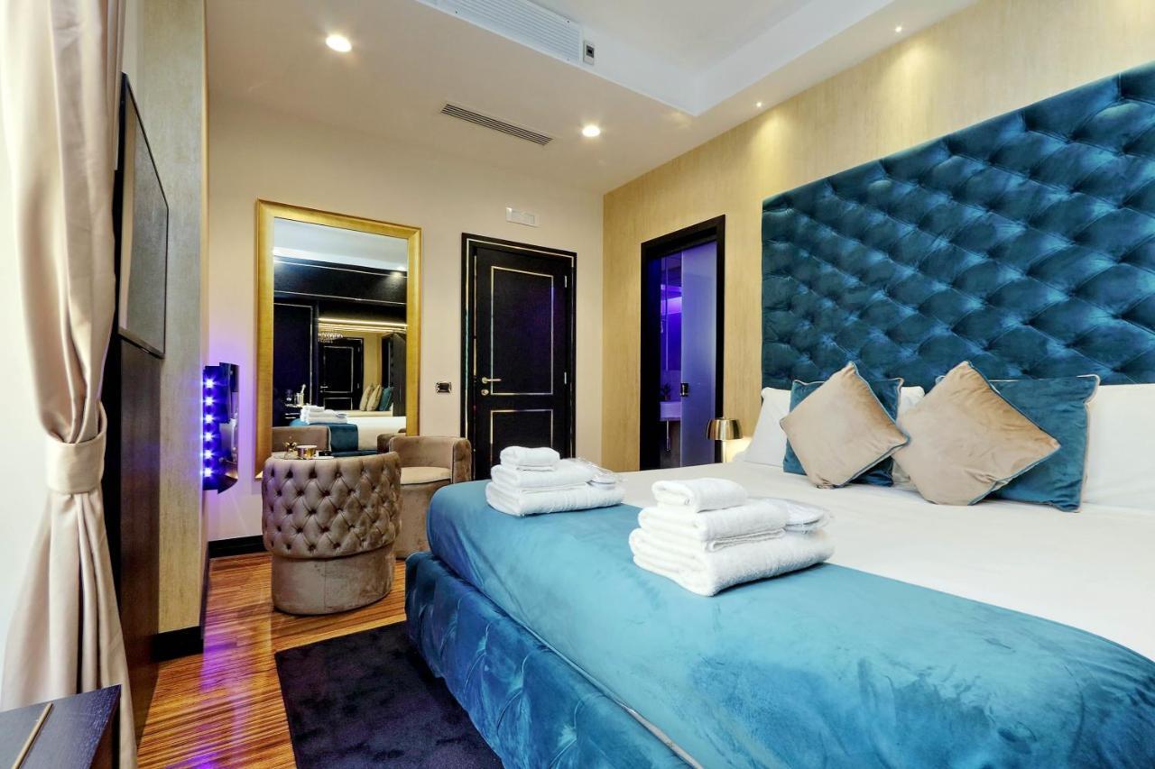 Spanish Hills Collection Luxury Suites & Jacuzzi روما المظهر الخارجي الصورة